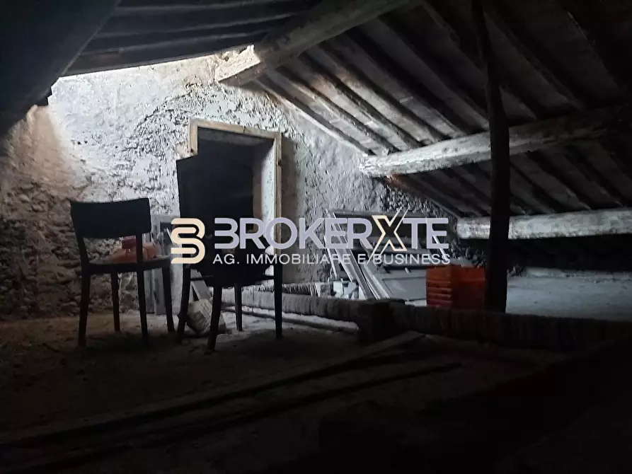 Immagine 75 di Casa semindipendente in vendita  a Carrara