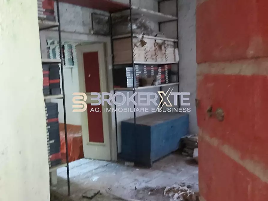 Immagine 25 di Casa semindipendente in vendita  a Carrara