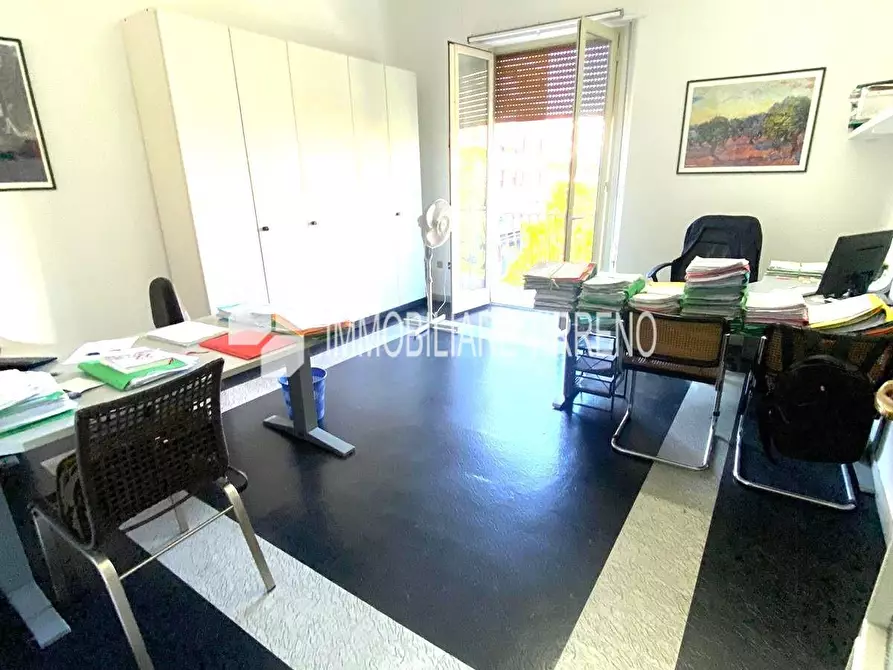 Immagine 1 di Appartamento in vendita  a Massa