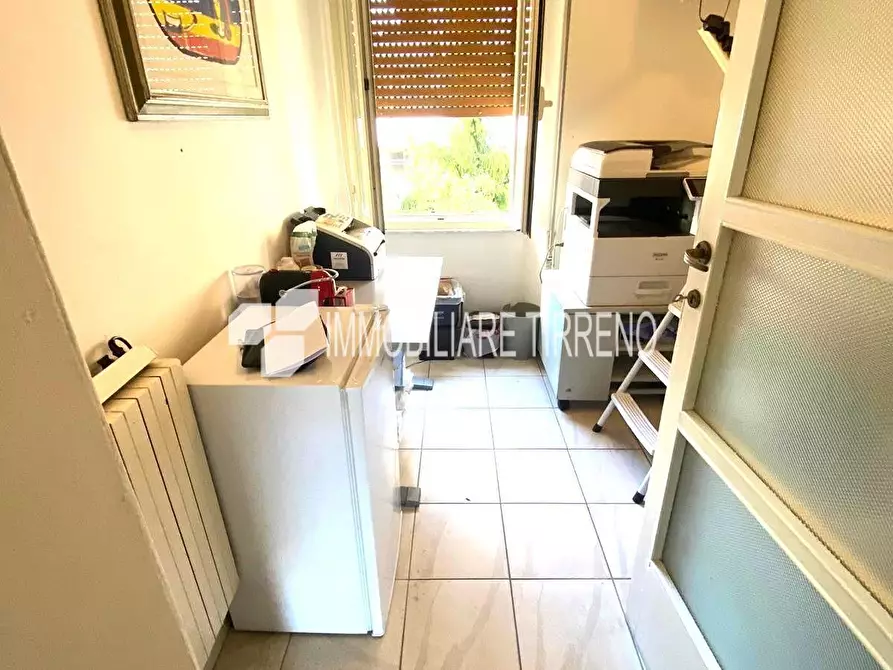 Immagine 8 di Appartamento in vendita  a Massa