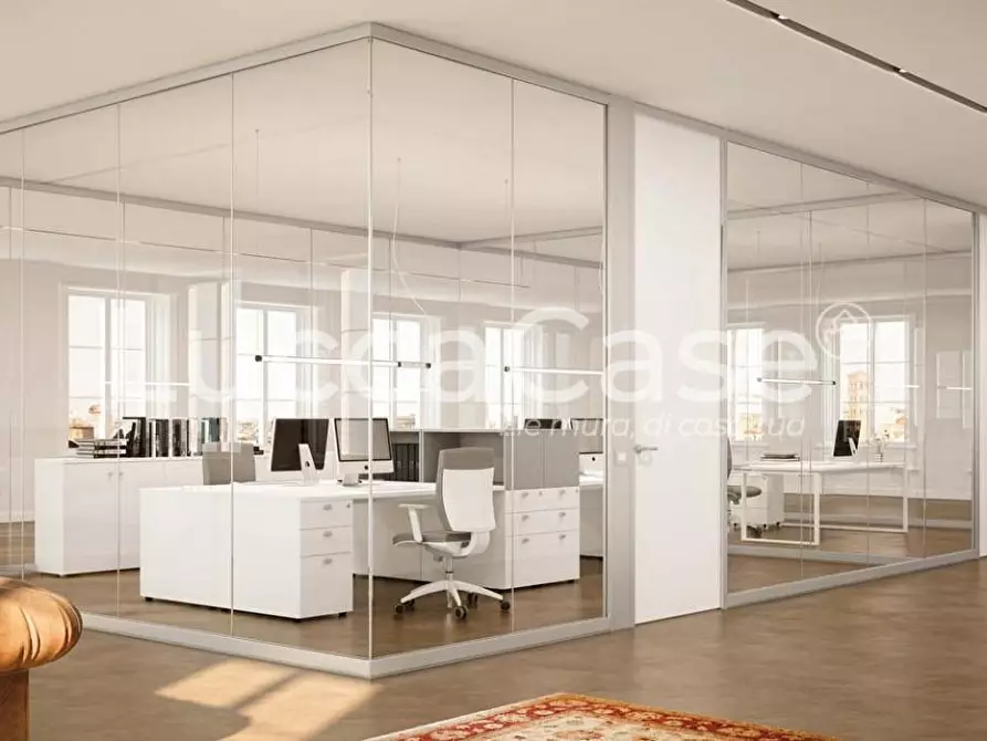 Immagine 5 di Ufficio in affitto  a Lucca