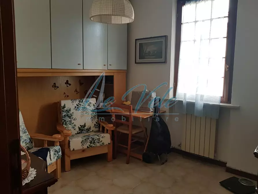 Immagine 7 di Appartamento in vendita  a Massa