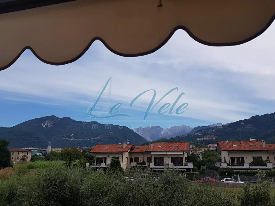 Immagine 15 di Appartamento in vendita  a Massa
