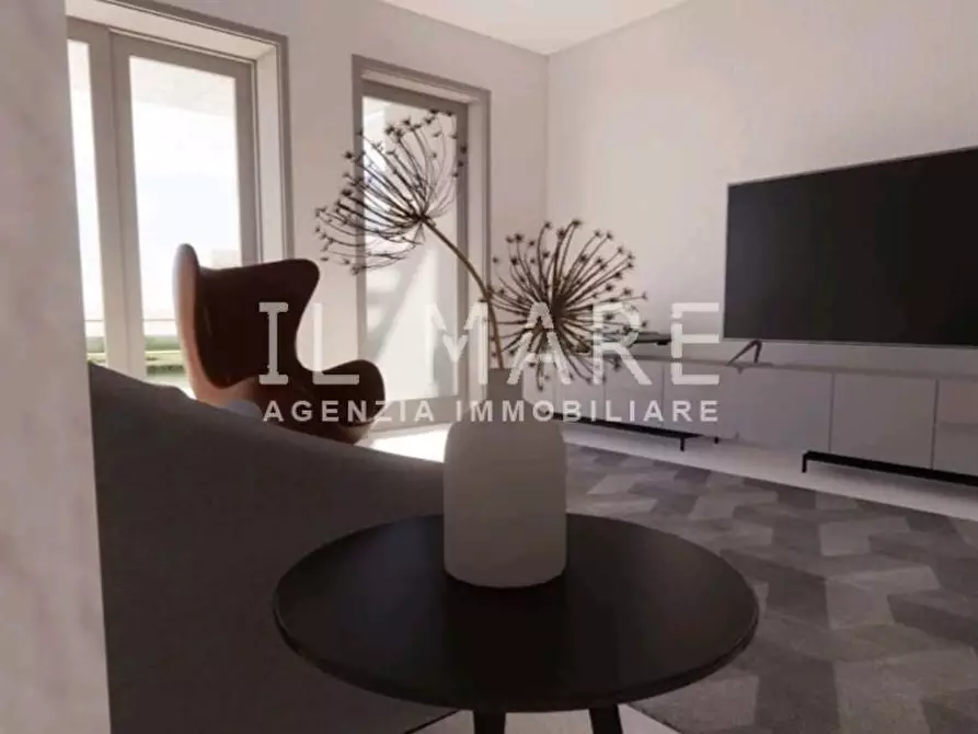 Immagine 7 di Casa quadrifamiliare in vendita  a Massa