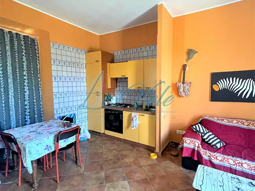 Immagine 4 di Casa bifamiliare in vendita  a Massa