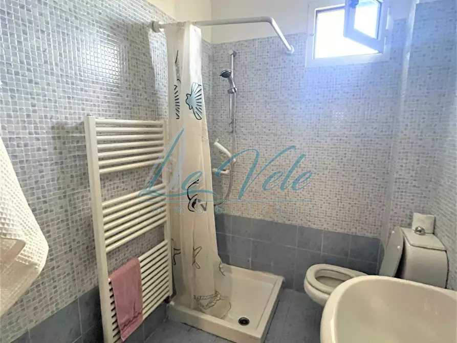 Immagine 11 di Casa bifamiliare in vendita  a Massa