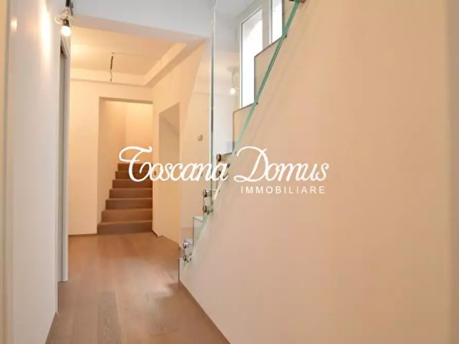 Immagine 4 di Mansarda in vendita  a Siena