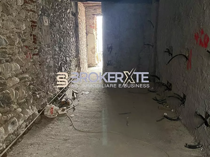 Immagine 22 di Appartamento in vendita  a Massa