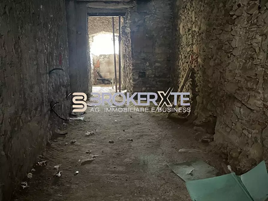 Immagine 15 di Appartamento in vendita  a Massa