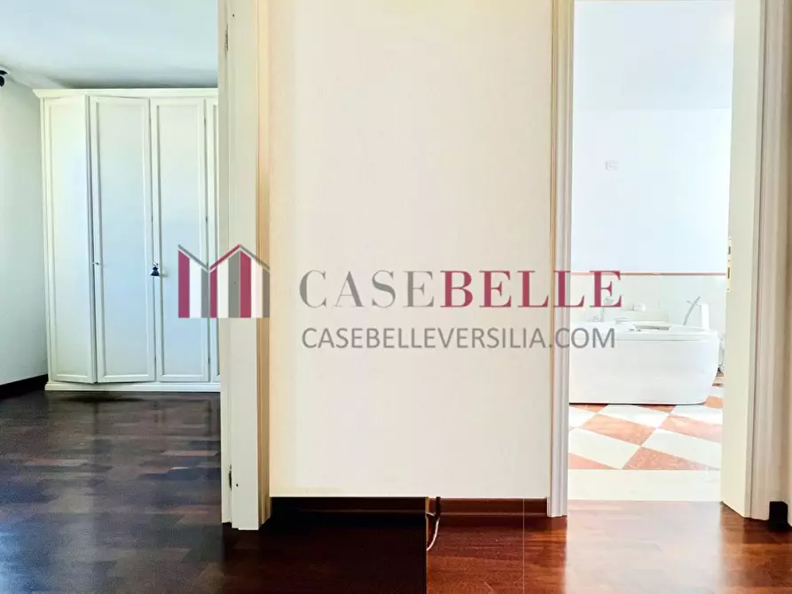 Immagine 20 di Villetta a schiera in vendita  a Seravezza