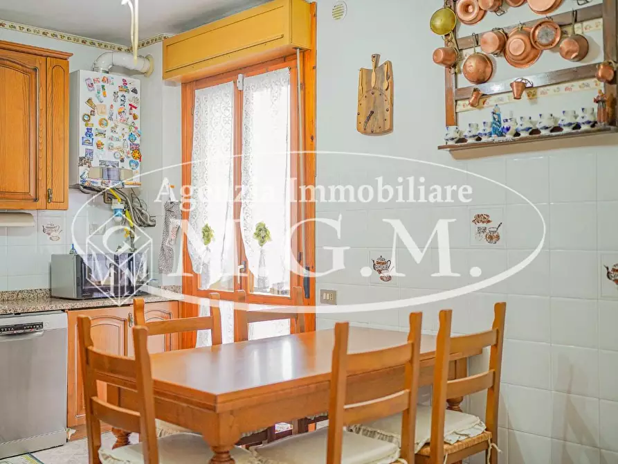 Immagine 6 di Appartamento in vendita  a Pontedera