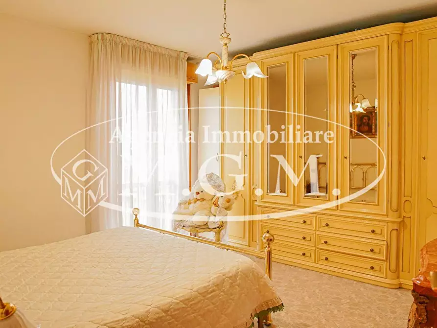 Immagine 18 di Appartamento in vendita  a Pontedera