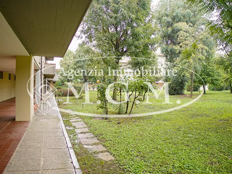 Immagine 41 di Appartamento in vendita  a Pontedera