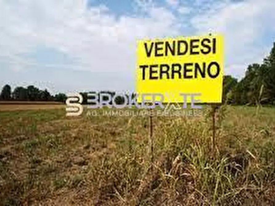 Immagine 1 di Terreno industriale in vendita  a Castelnuovo Magra