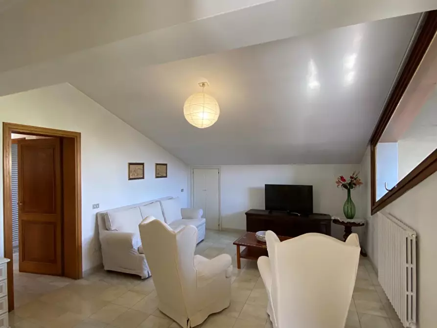 Immagine 7 di Casa bifamiliare in affitto  a Forte Dei Marmi