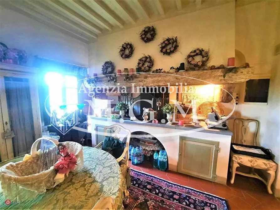 Immagine 4 di Villa in vendita  a Casciana Terme Lari