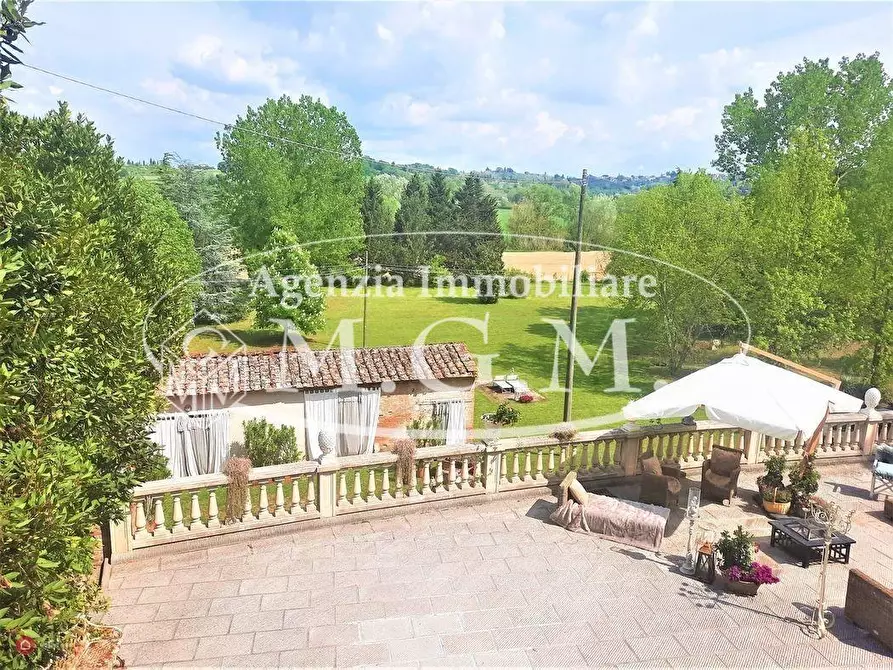 Immagine 32 di Villa in vendita  a Casciana Terme Lari