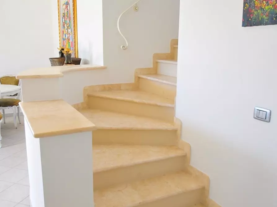 Immagine 27 di Villa in vendita  a Pietrasanta