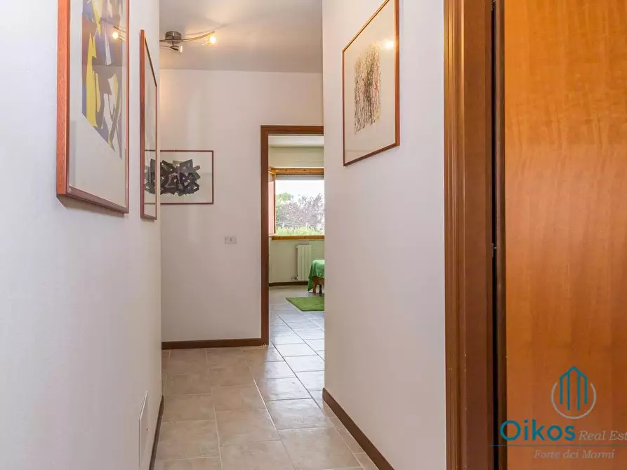 Immagine 10 di Appartamento in vendita  a Forte Dei Marmi