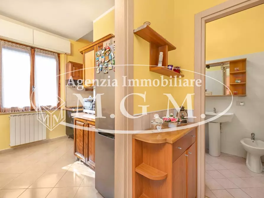 Immagine 4 di Porzione di casa in vendita  a Bientina