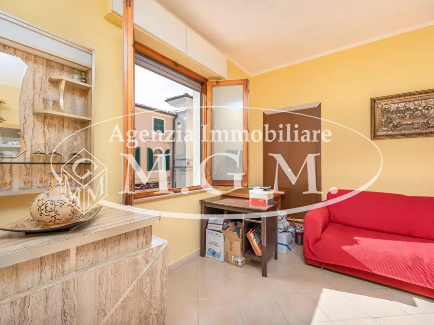 Immagine 10 di Porzione di casa in vendita  a Bientina