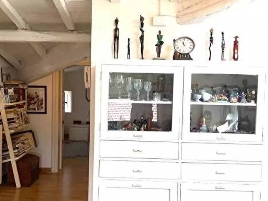 Immagine 5 di Mansarda in vendita  a Forte Dei Marmi