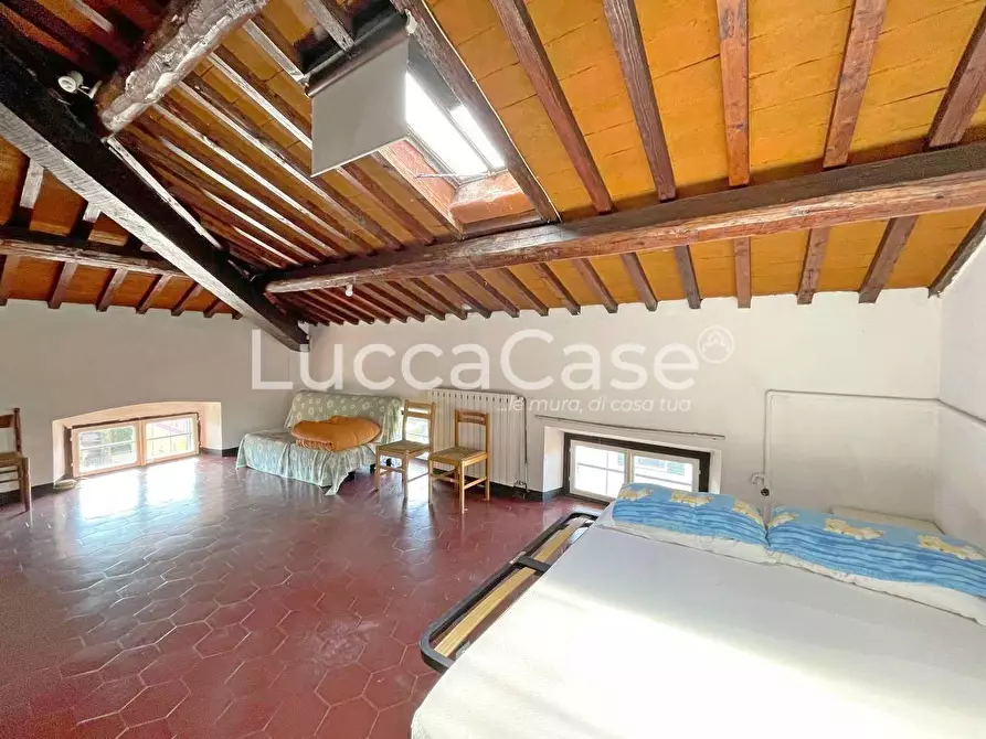 Immagine 32 di Casa indipendente in vendita  a Lucca