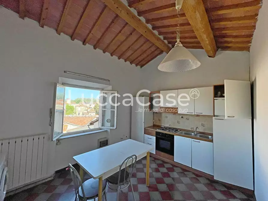 Immagine 31 di Casa indipendente in vendita  a Lucca
