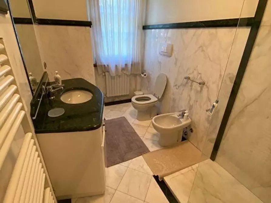 Immagine 25 di Villa in vendita  a Forte Dei Marmi