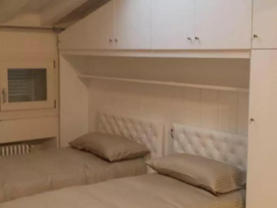 Immagine 8 di Casa bifamiliare in affitto  a Forte Dei Marmi