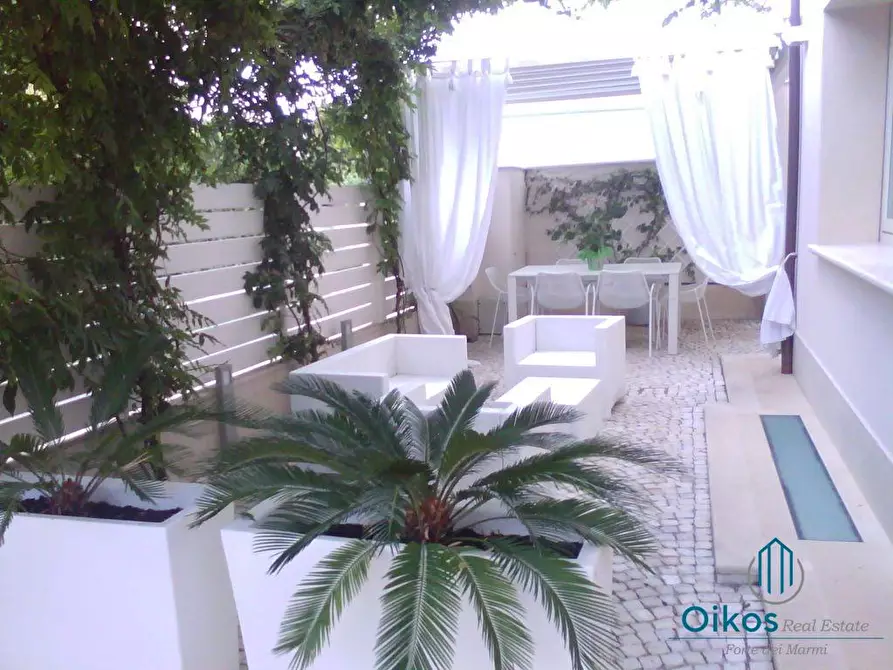 Immagine 24 di Villa in affitto  a Forte Dei Marmi