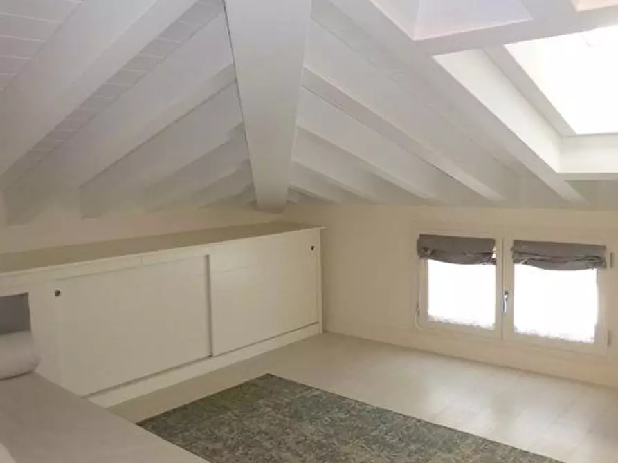 Immagine 16 di Casa bifamiliare in affitto  a Forte Dei Marmi