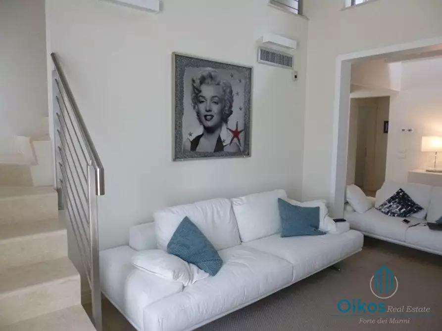 Immagine 5 di Casa bifamiliare in affitto  a Forte Dei Marmi