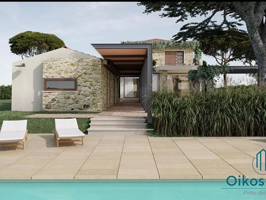 Immagine 3 di Villa in vendita  a Pietrasanta