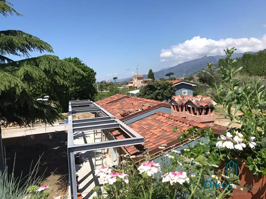 Immagine 20 di Villa in vendita  a Pietrasanta