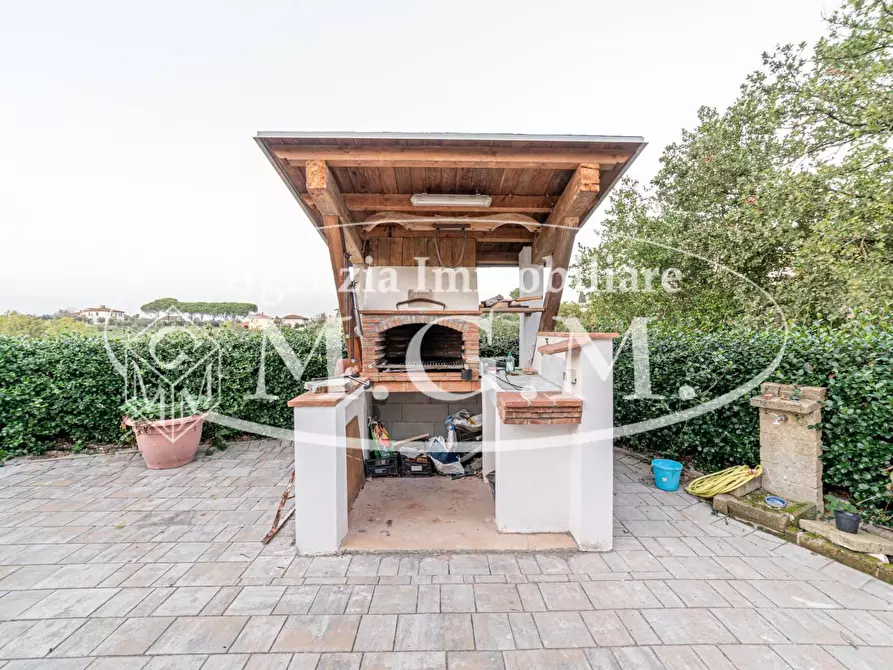 Immagine 42 di Villa in vendita  a Santa Maria A Monte