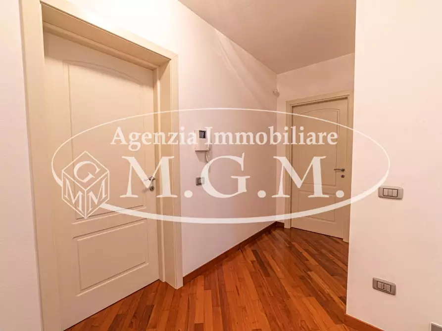 Immagine 20 di Villa in vendita  a Santa Maria A Monte