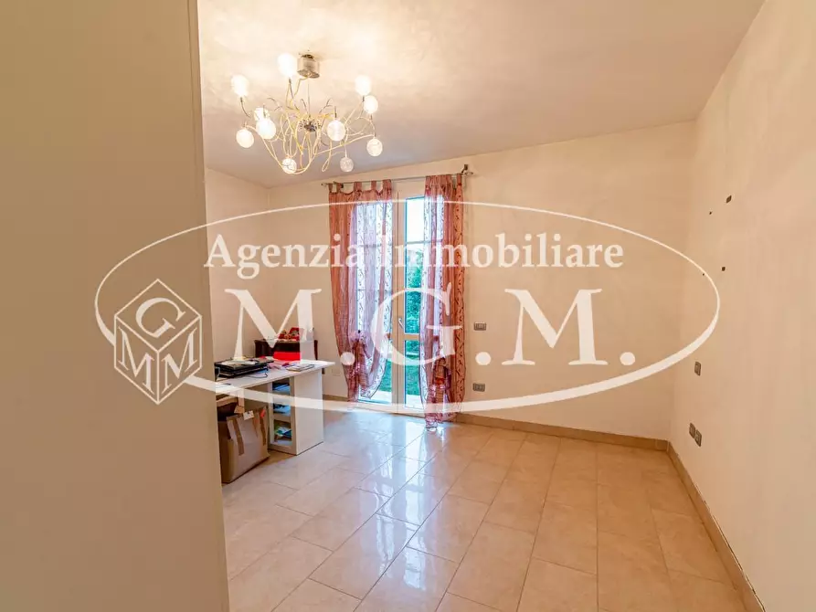Immagine 7 di Villa in vendita  a Santa Maria A Monte