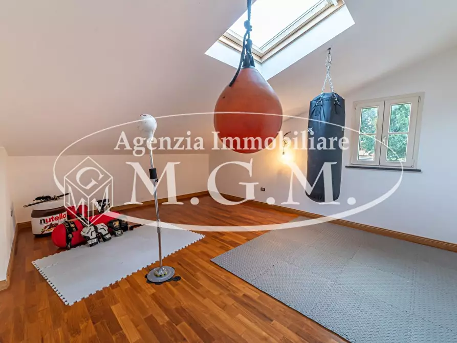 Immagine 28 di Villa in vendita  a Santa Maria A Monte