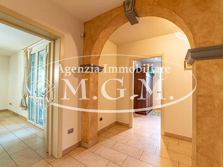 Immagine 6 di Villa in vendita  a Santa Maria A Monte