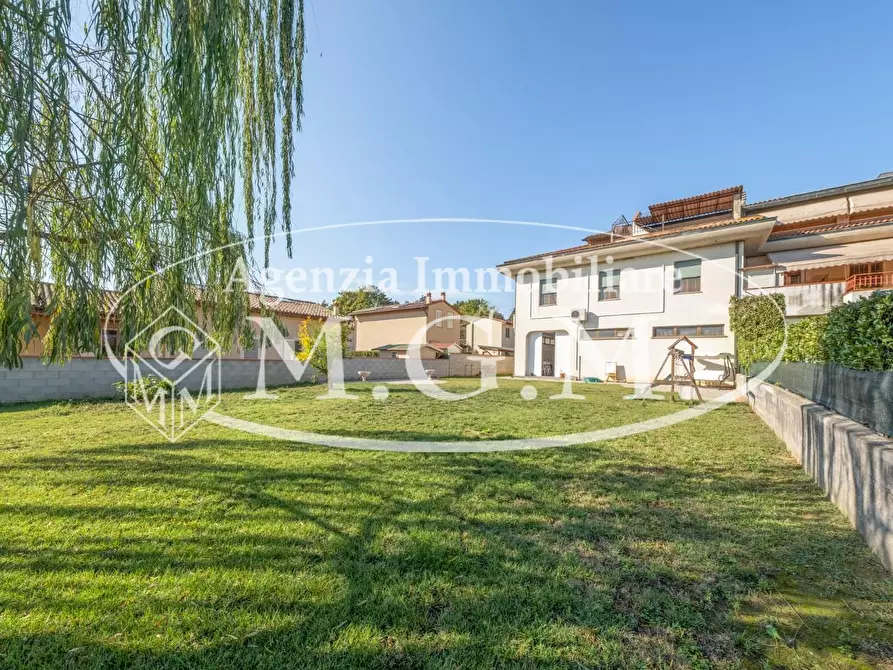 Immagine 4 di Porzione di casa in vendita  a Bientina