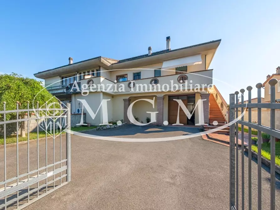 Immagine 3 di Porzione di casa in vendita  a Bientina