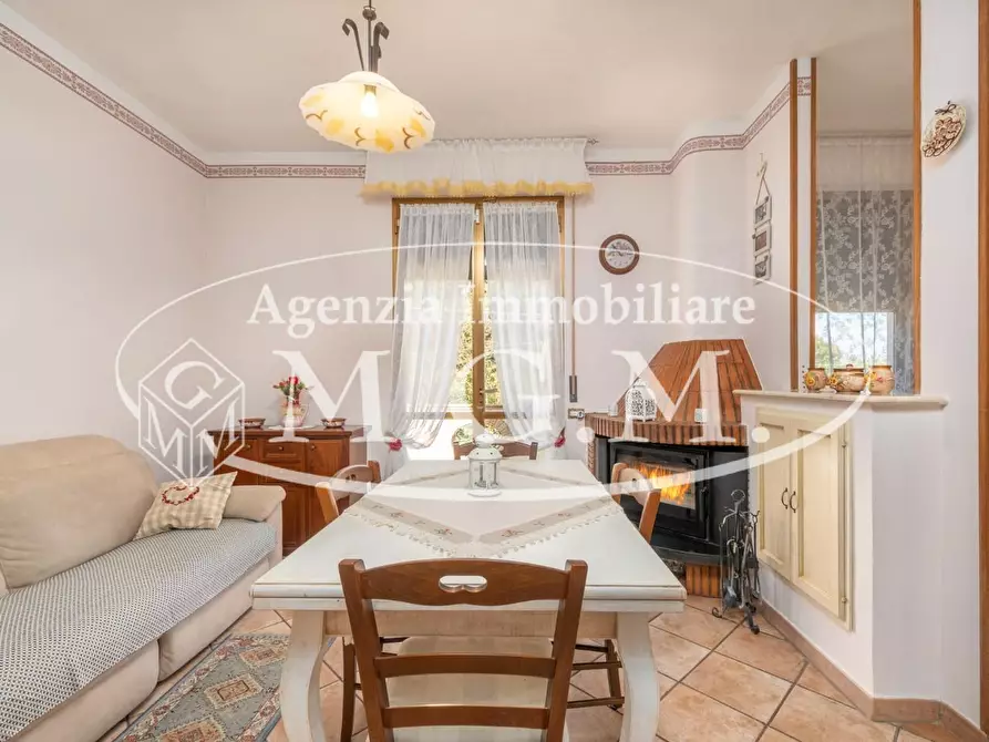 Immagine 10 di Porzione di casa in vendita  a Bientina