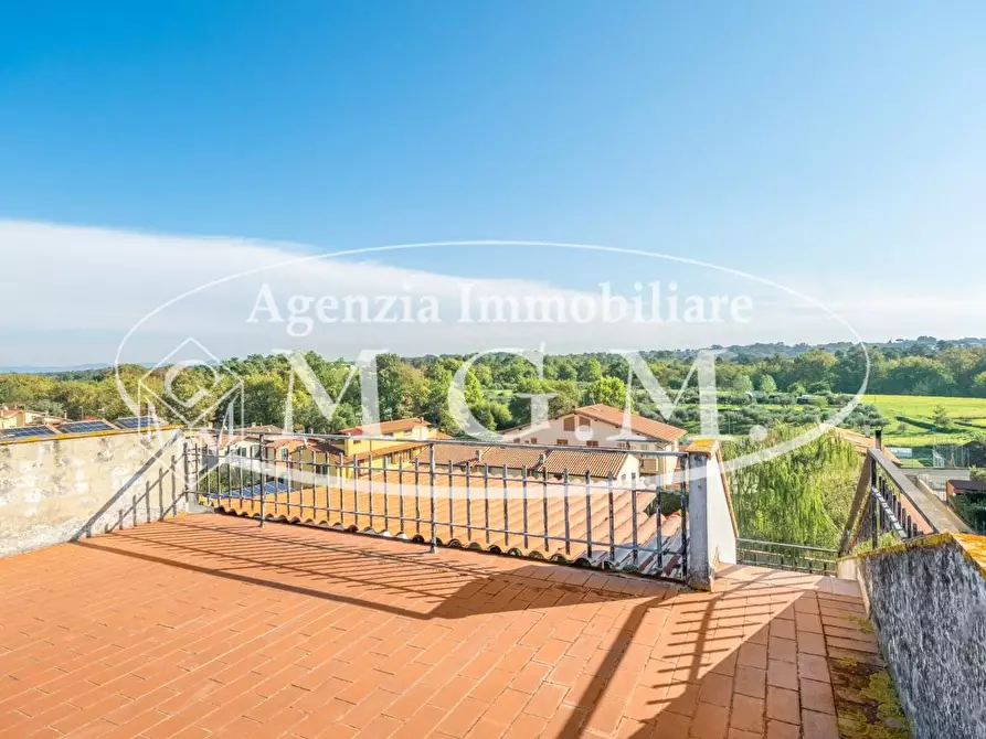 Immagine 48 di Porzione di casa in vendita  a Bientina