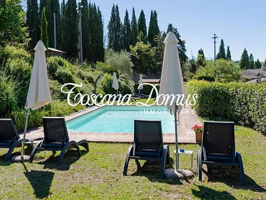 Immagine 37 di Casa colonica in vendita  a Castellina In Chianti