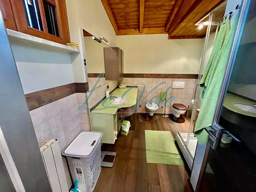 Immagine 8 di Appartamento in vendita  a Massa