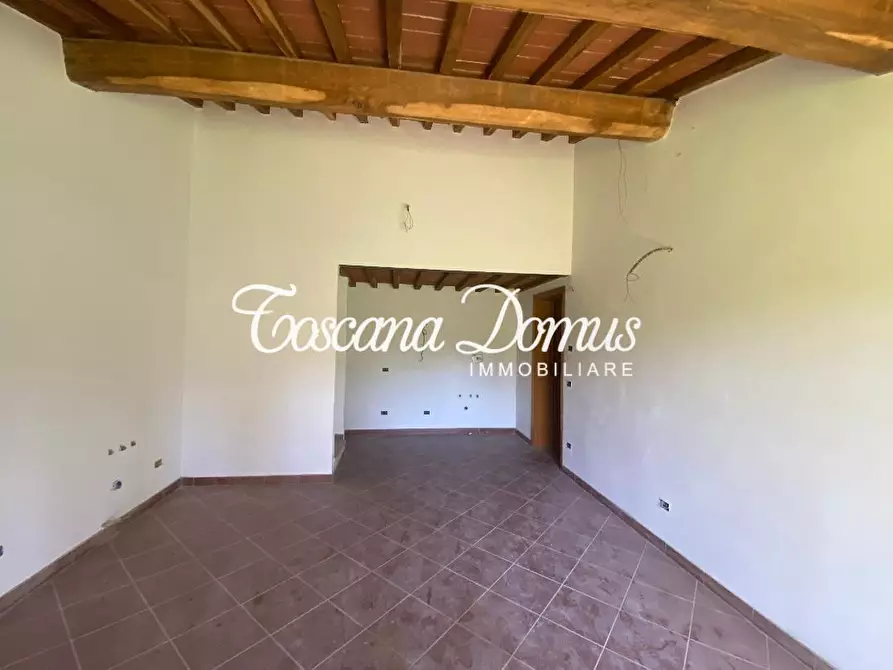 Immagine 2 di Porzione di casa in vendita  a Asciano