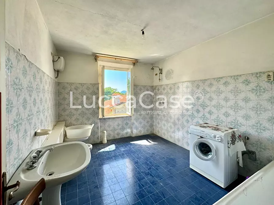 Immagine 26 di Terratetto in vendita  a Lucca