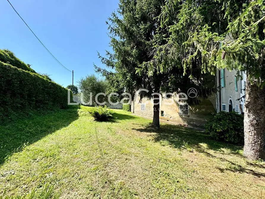 Immagine 30 di Terratetto in vendita  a Lucca