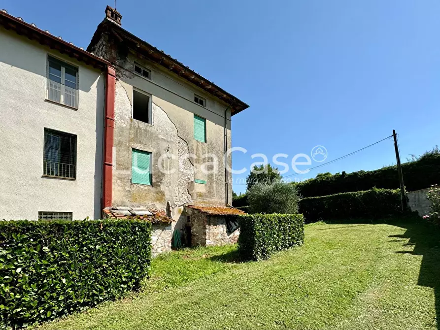 Immagine 33 di Terratetto in vendita  a Lucca